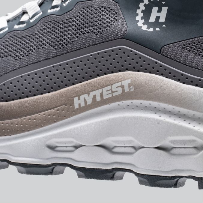 Close-up of the hex-shaped sidewall cushioning.